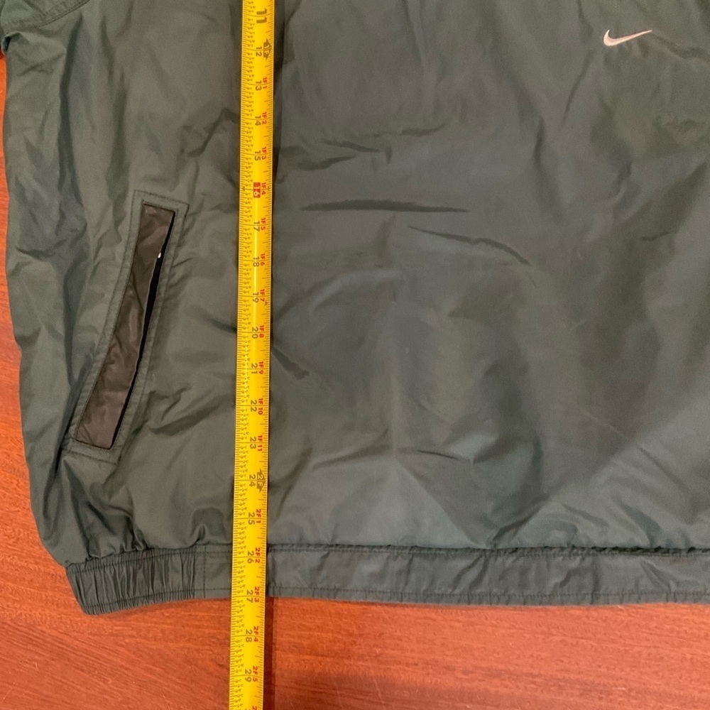 Men's Unique Style Vintage Nike Pullover Windbreaker in 2 Tone Green - Picture 8 of 10